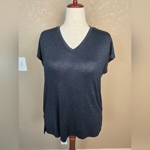 Orvis Women's Charcoal V-Neck Short Sleeve Top Large (6003)